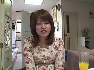 Megumi Iwabuchi prefers to finish her day with a blowjob and sex