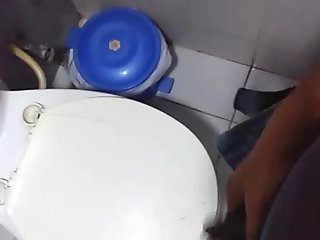 Напаљени тоалет фун